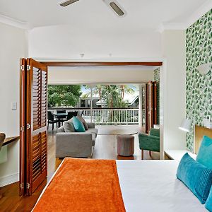 One-Bedroom Suite Spa Bath